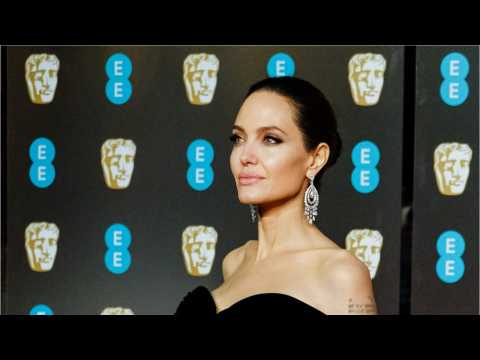 VIDEO : Angelina Jolie to Star in Those Who Wish Me Dead
