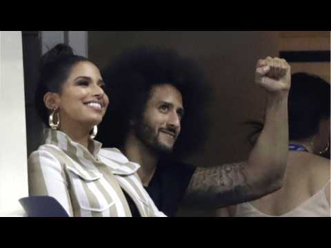 VIDEO : Celebrities Support Colin Kaepernick During Super Bowl LIII