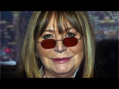 VIDEO : Penny Marshall Dies At 75