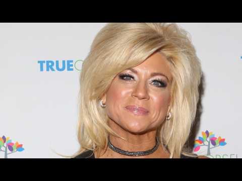 VIDEO : They Saw It Coming: 'Long Island Medium' Finalizes Divorce After 28 Year-Long Marriage