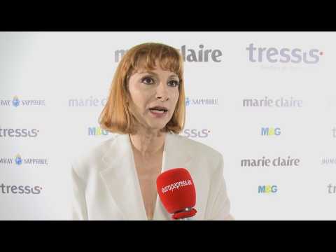 VIDEO : Najwa Nimri encantada con que Messi sea fan de 'Vis a Vis'