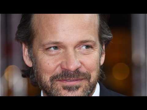 VIDEO : Peter Sarsgaard To Lead New True-Crime Drama For CBS All Access