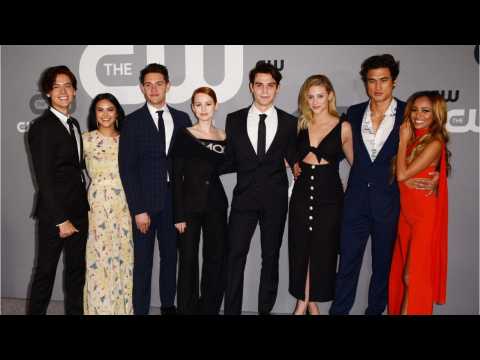 VIDEO : 'Riverdale' Returns, Ratings Rise