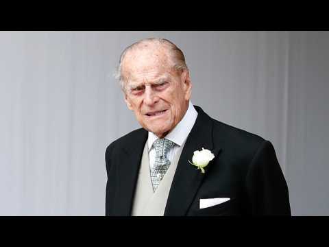 VIDEO : Prince Philip Involved In Car Accident