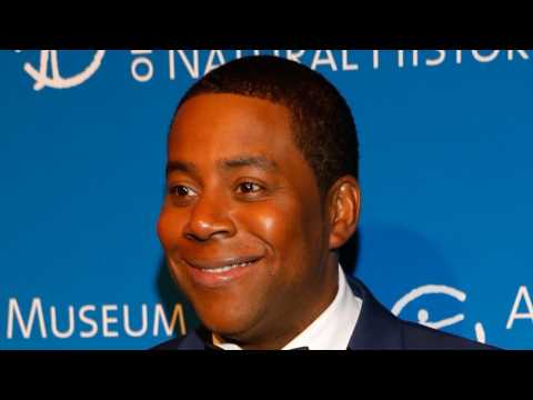 VIDEO : Kenan Thompson Reunites With Mighty Ducks Cast
