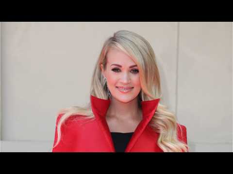 VIDEO : Carrie Underwood's Baby Bump
