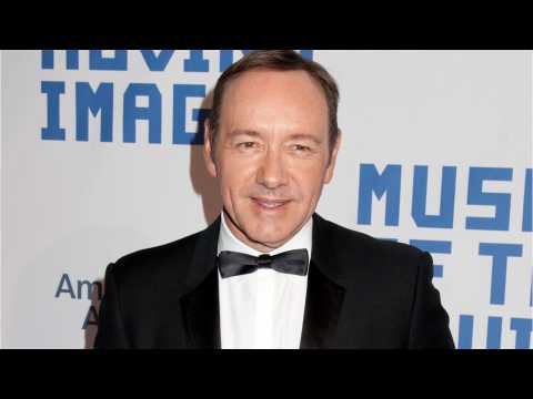 VIDEO : Is Kevin Spacey Trying To Get Back In The Public Eye?