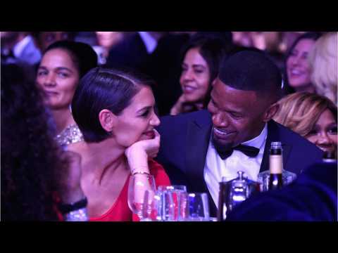 VIDEO : Katie Holmes And Jamie Foxx  Are Not Secretly Married