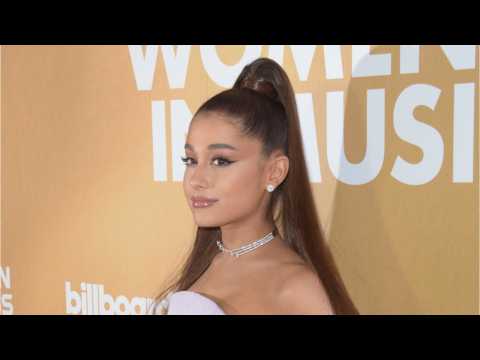 VIDEO : Ariana Grande Reveals Her Pokemon Hobby