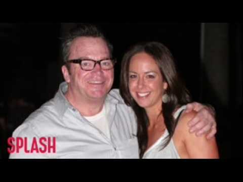 VIDEO : Tom Arnold Splits From Wife Ashley Groussman