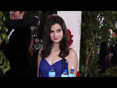 VIDEO : ?Fiji Water Girl? Lands Guest Role On Soap Opera
