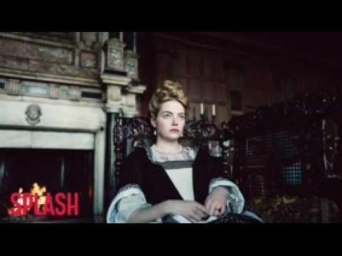 VIDEO : Emma Stone 'Indebted' To ?The Favourite? Director