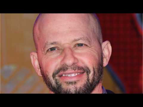 VIDEO : Supergirl Teases Jon Cryer As Lex Luthor
