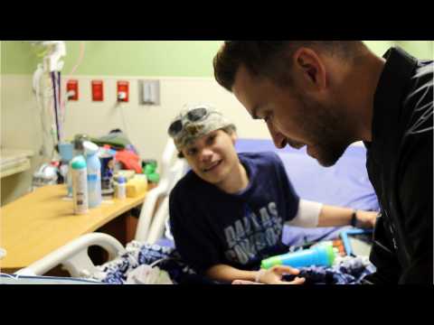 VIDEO : Justin Timberlake Visits Children's Hospital