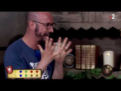 VIDEO : Cartman effray par un serpent ! (Fort Boyard) - ZAPPING PEOPLE BEST OF DU 02/01/2019