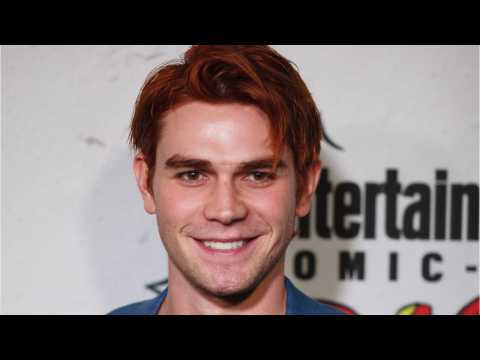 VIDEO : KJ Apa Teases What's Ahead For Archie In Riverdale