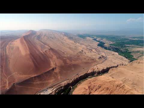 VIDEO : Photographer Talks About His Fascinating Landscapes