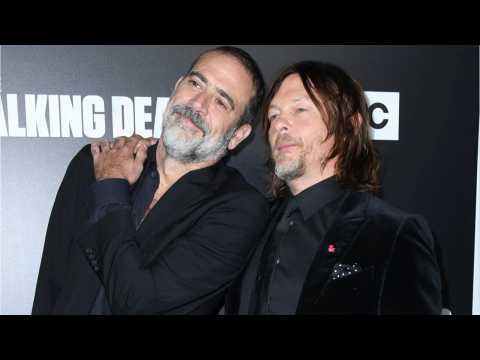 VIDEO : AMC Hosts Walking Dead Super Bowl Party
