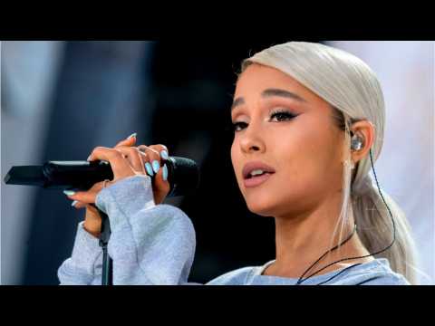 VIDEO : Ariana Grande Struggles To Talk About Her PTSD