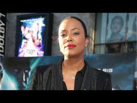 VIDEO : AMC's 'Dietland' Star Gets ?Unapologetic With Aisha Tyler?