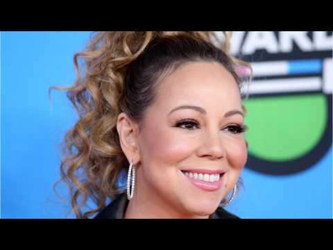 VIDEO : Mariah Carey Reveals That She Bathes In Cold Milk