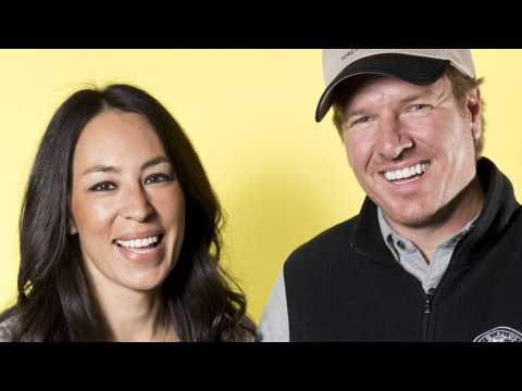 VIDEO : EPA: Chip And Joanna Gaines Painted The Town Lead