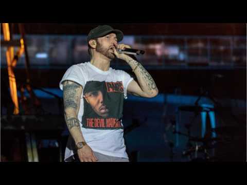 VIDEO : Eminem Slams Report Of Realistic Gunshot Effects During Concert