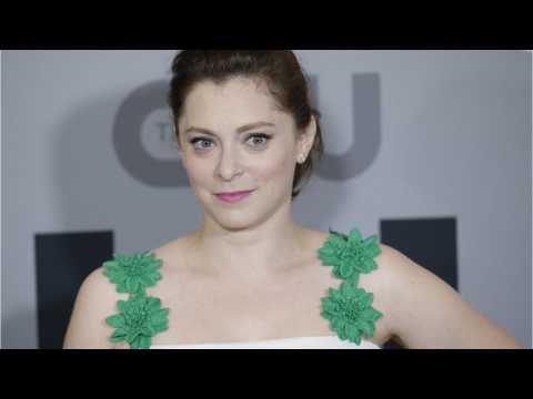 VIDEO : Why Rachel Bloom Clapped Back At Neil Patrick Harris At Tony Awards