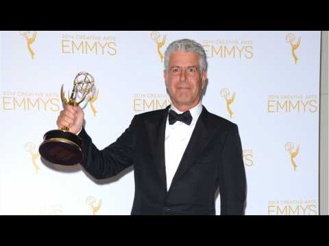 VIDEO : Critic Whose Olive Garden Review Went Viral Remembers Anthony Bourdain Spoke Up For Her