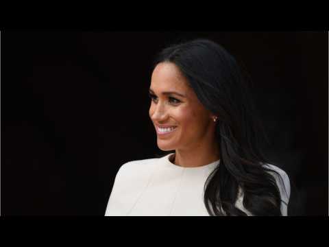 VIDEO : Meghan Markle Re-Wears Her Shoes, Is Just Like Us