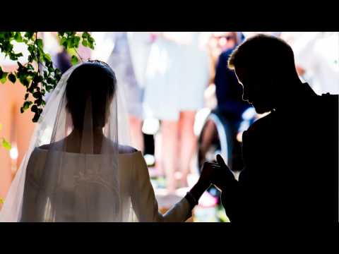 VIDEO : 4 Big Celebrity Weddings Of 2018
