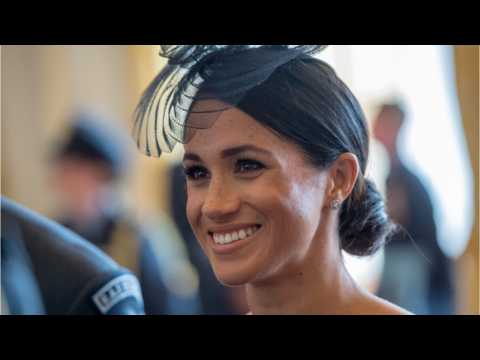 VIDEO : Meghan Markle Sports Low Ponytail For Prince Louis's Christening