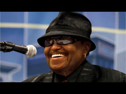 VIDEO : Joe Jackson, Jackson 5 Patriarch, Dies At 89