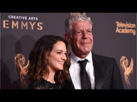 VIDEO : Anthony Bourdain's Friends Were Worried About His Relationship With Asia Argento