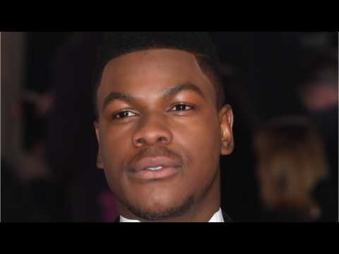VIDEO : John Boyega Calls Out Star Wars Haters