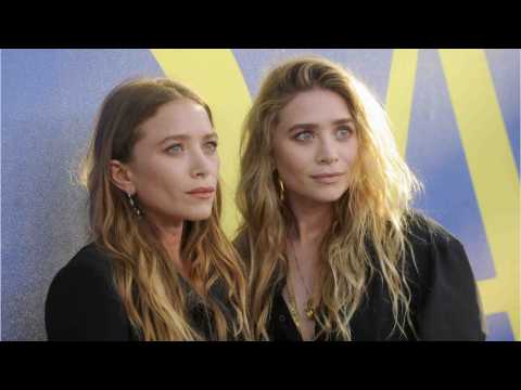 VIDEO : Mary-Kate And Ashley Olsen Turn 32