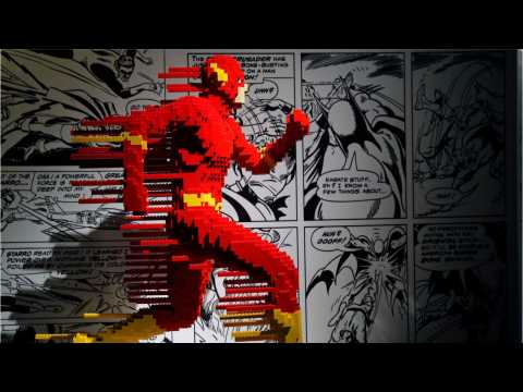 VIDEO : 'The Flash' Movie To Have A 'Back to the Future' Vibe