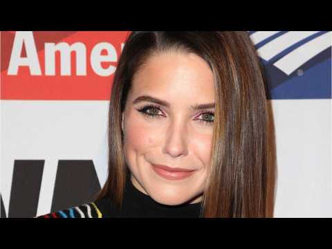 VIDEO : Sophia Bush Opens Up About Marriage To Chad Michael Murray