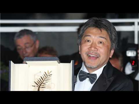 VIDEO : Japanese Director Of Cannes Winner 'Shoplifters' Snubbed By Shinzo Abe