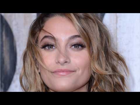 VIDEO : Paris Jackson Honors Her Late Grandfather