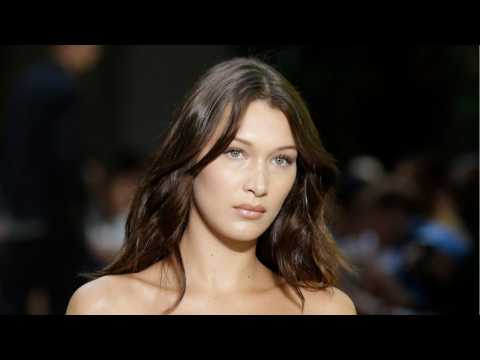 VIDEO : Bella Hadid Brings Back The 90's With Nostalgic Hairdo