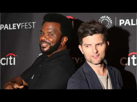 VIDEO : Fox Says Goodbye To Ghosted