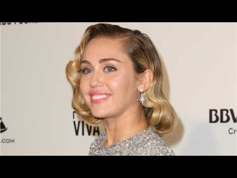 VIDEO : Miley Cyrus Recording In Studio Used By Lady Gaga