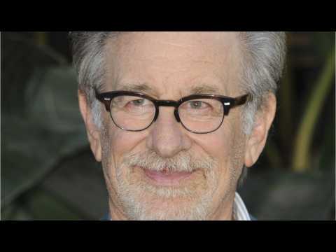 VIDEO : Steven Spielberg Supported 'Fallen Kingdom' Twist?
