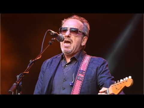 VIDEO : Elvis Costello Had Cancer Surgery, Cancels Tour Dates