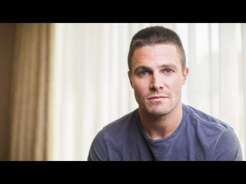VIDEO : 'Arrow's Stephen Amell Says Something Big Will Be Announced