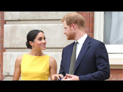 VIDEO : Meghan Markle And Prince Harry Continue To Break Royal Norms