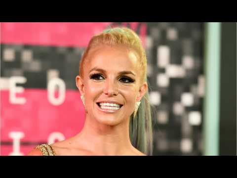 VIDEO : Britney Spears And Sam Asghari Post Goofy Pic