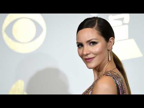 VIDEO : Katharine McPhee Defends Herself From People Criticizing Her Engagement