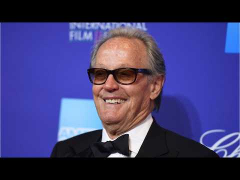 VIDEO : Peter Fonda Attacks Baron Trump